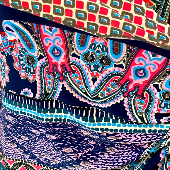 Colourful wrap dress - Picture 4 of 4